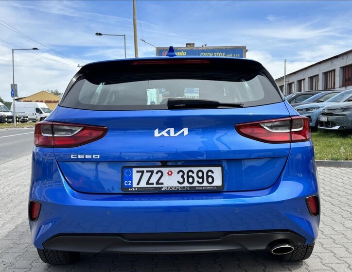 KIA Ceed Hatchback 1,5 l 117 kw