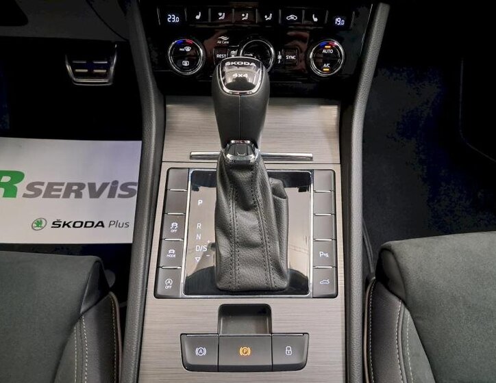 Škoda Superb Kombi 2,0 l 147 kw