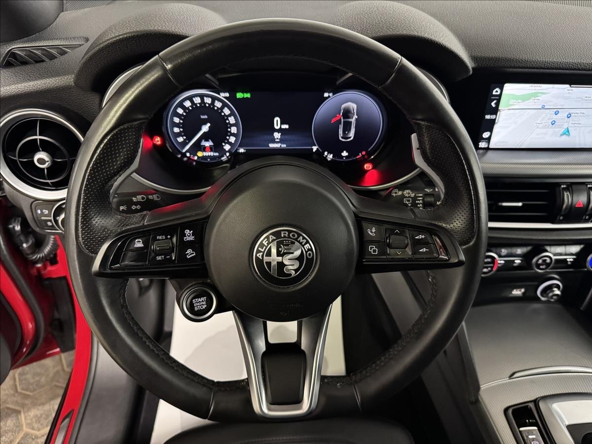Alfa Romeo Stelvio SUV / Terénní 2,1 l 154 kw