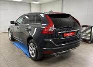 Volvo XC60 4