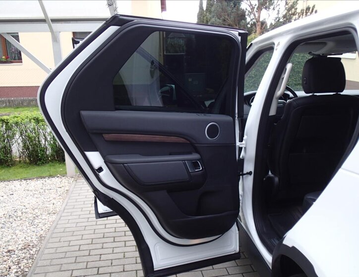 Land Rover Discovery SUV / Terénní 2,0 l 132 kw