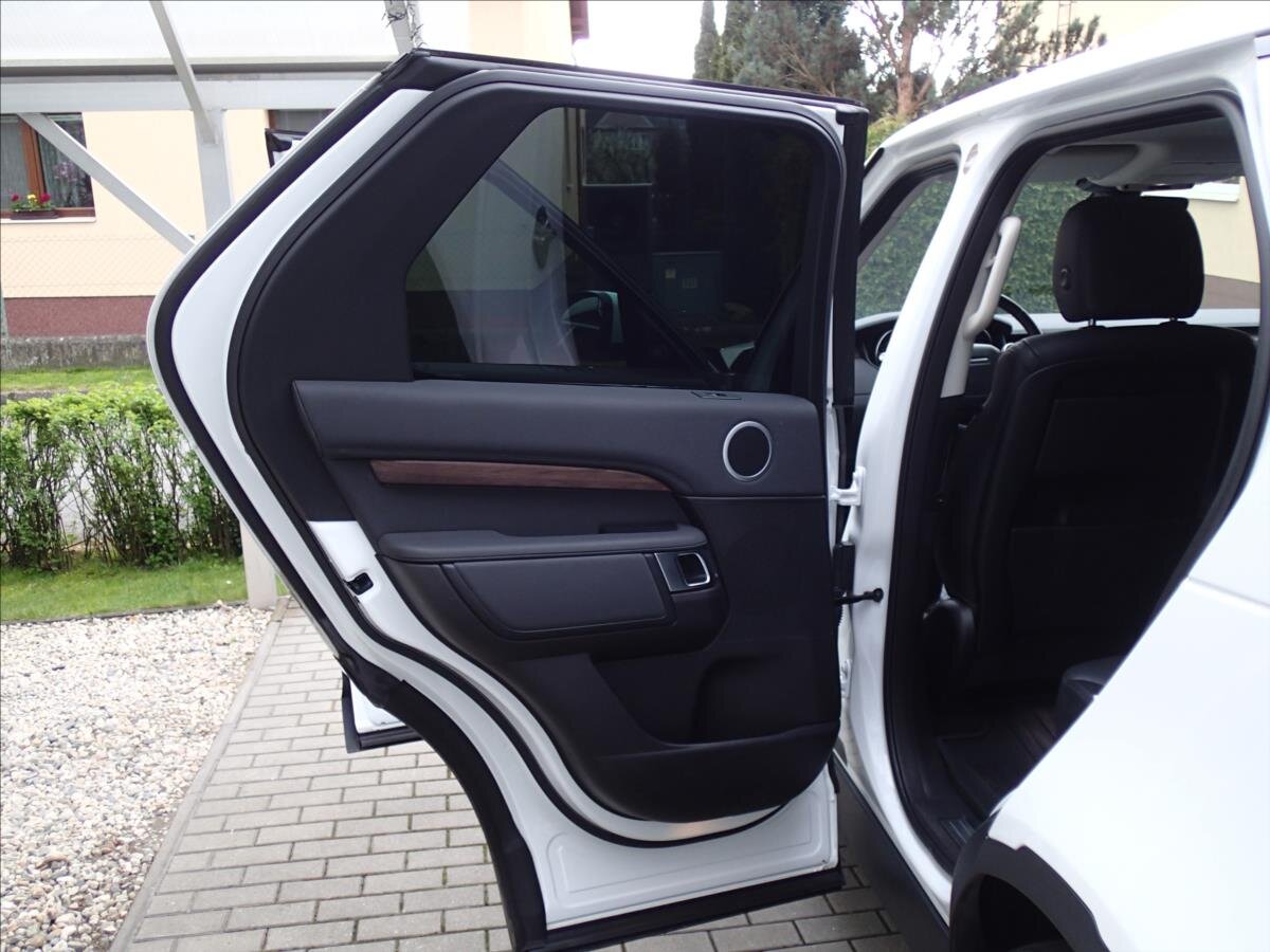 Land Rover Discovery SUV / Terénní 2,0 l 132 kw