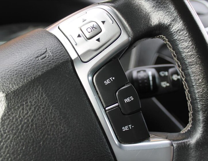 Ford Mondeo Kombi 2,0 l 103 kw