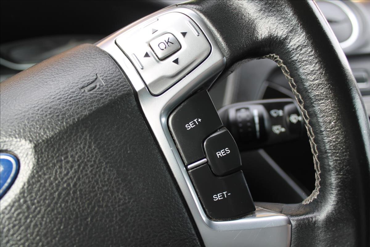 Ford Mondeo Kombi 2,0 l 103 kw