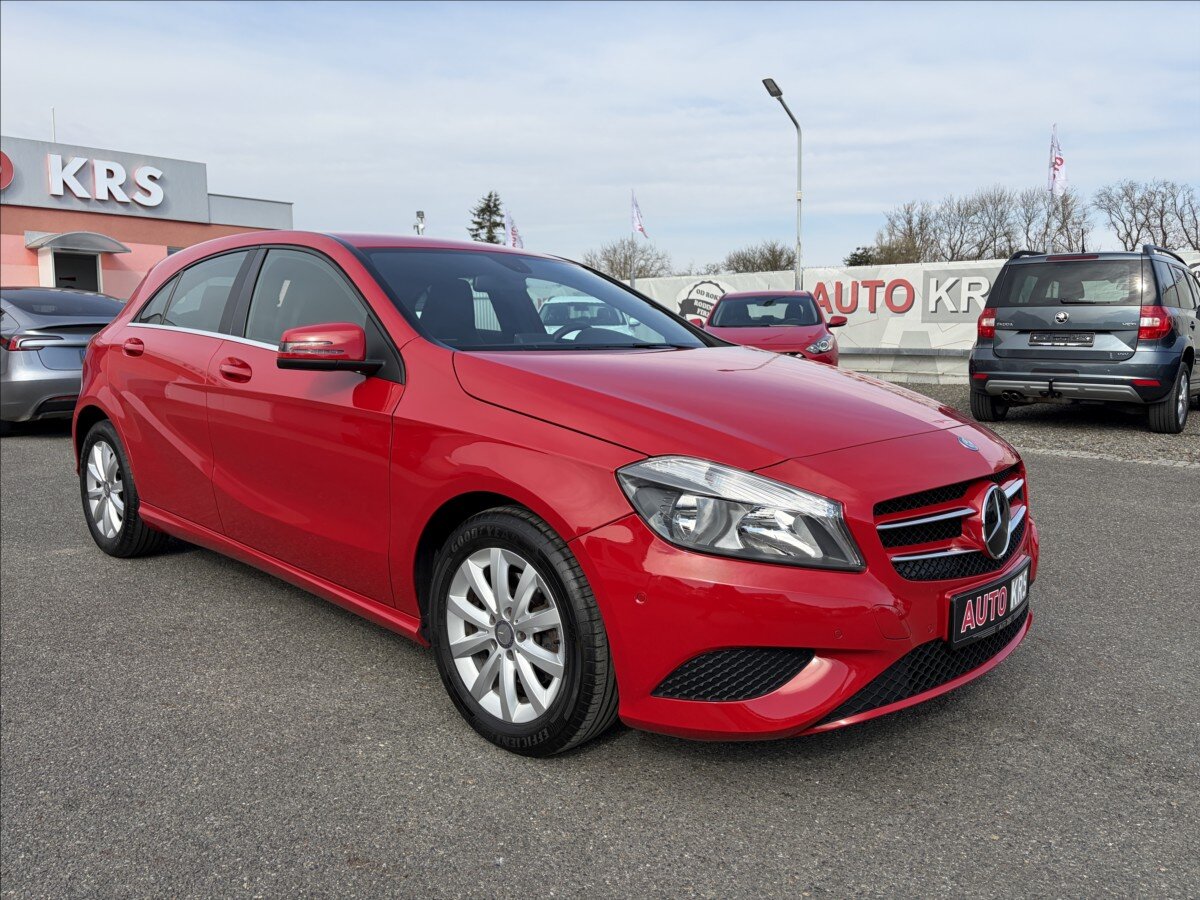 Mercedes-Benz Třídy A Hatchback 1,6 l 90 kw