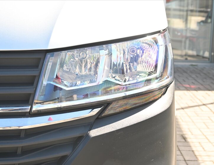 Volkswagen Transporter 27
