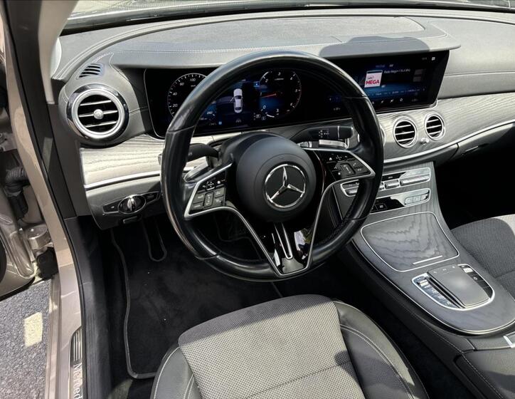 Mercedes-Benz Třídy E 10