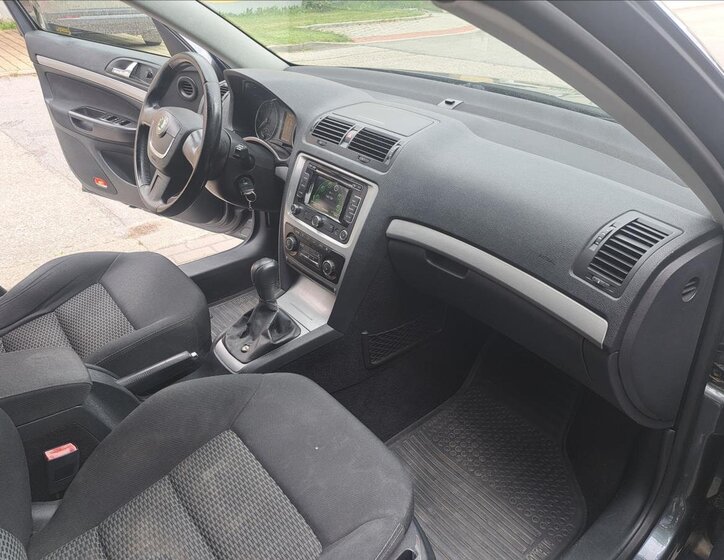 Škoda Octavia 32