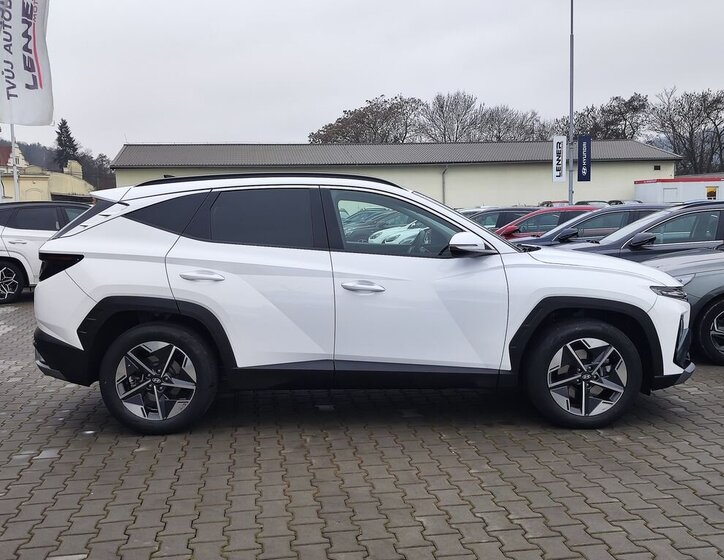 Hyundai Tucson SUV 1,6 l 118 kw