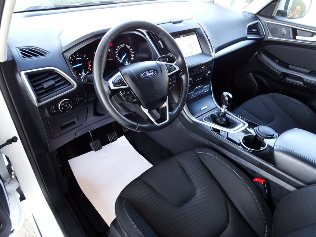 Ford S-MAX MPV 2,0 l 110 kw