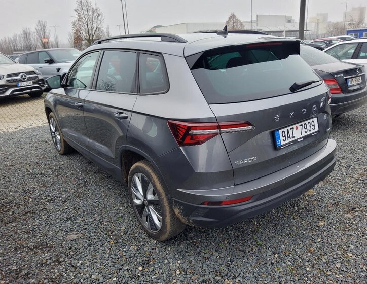Škoda Karoq SUV 1,5 l 110 kw