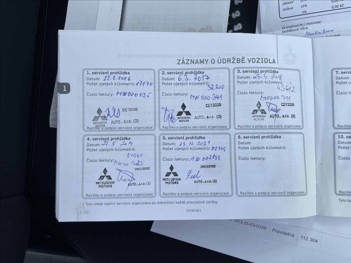 Mitsubishi Outlander SUV / Terénní 2,3 l 110 kw