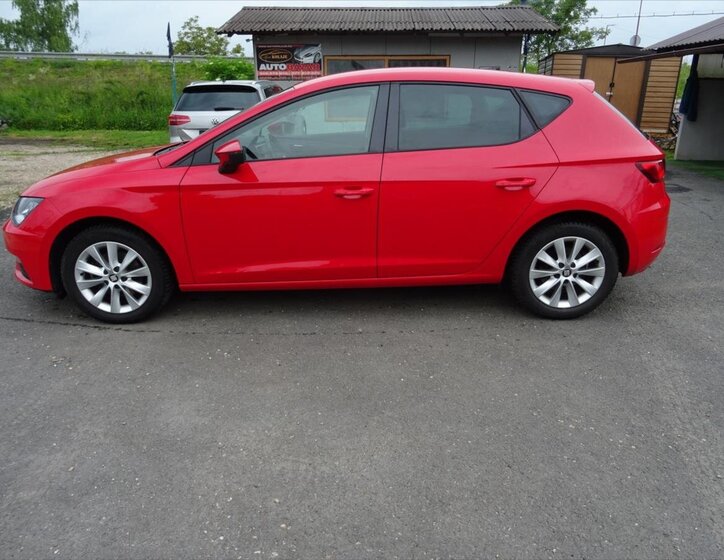 Seat Leon Hatchback 1,5 l 96 kw