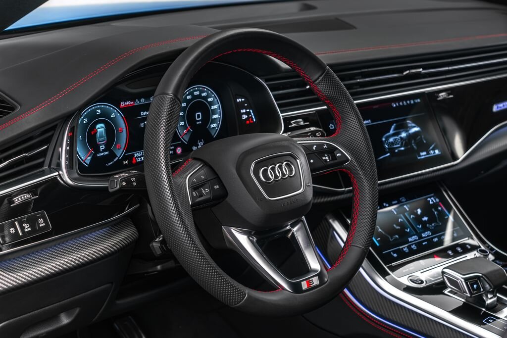 Audi Q8 SUV / Terénní 3,0 l 210 kw