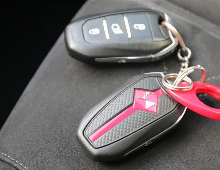 DS Automobiles DS7 Crossback Kombi 2,0 l 130 kw