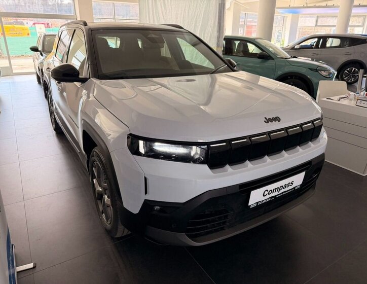 Jeep Compass SUV / Terénní 1,2 l 107 kw
