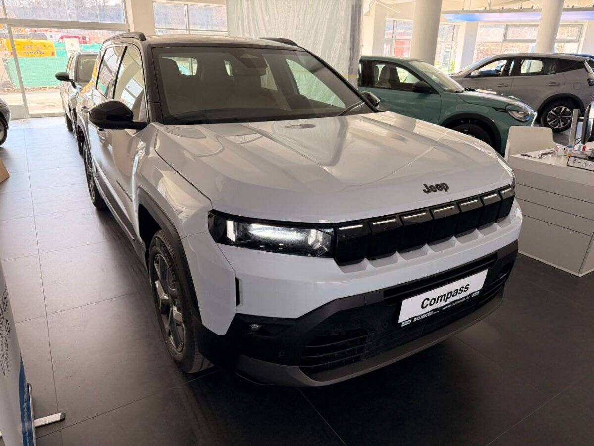 Jeep Compass SUV / Terénní 1,2 l 107 kw