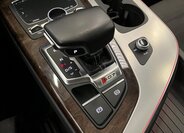 Audi SQ7 SUV / Terénní 4,0 l 320 kw
