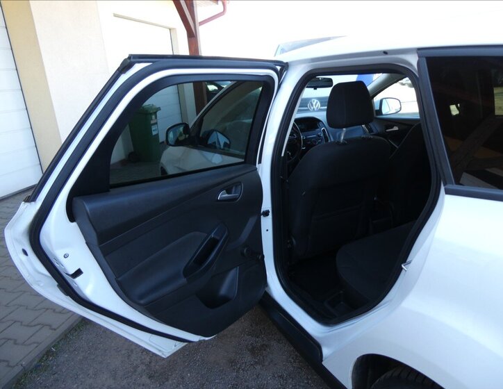 Ford Focus Kombi 1,5 l 70 kw