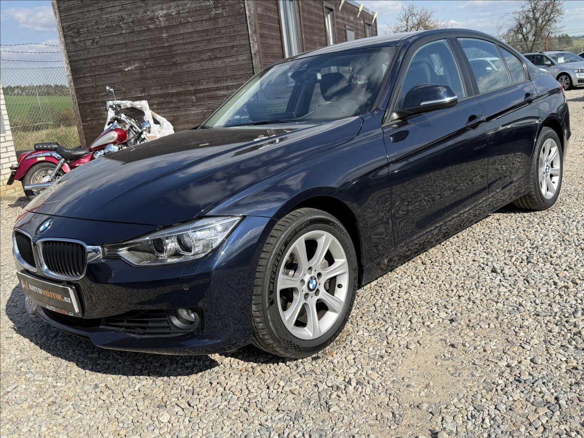 BMW Řada 3 Sedan 3,0 l 225 kw