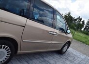 Lancia Phedra MPV 2,2 l 94 kw