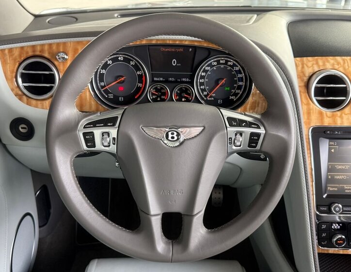 Bentley Continental GTC Kabriolet 4,0 l 373 kw