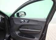 Volvo XC60 SUV / Terénní 2,0 l 110 kw