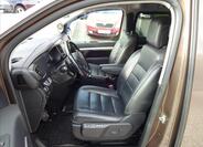 Peugeot Traveller 16