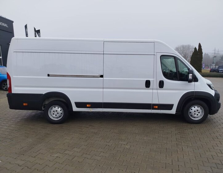 Peugeot Boxer Skříň 2,2 l 121 kw