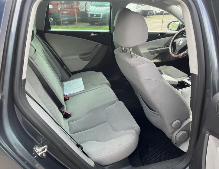 Volkswagen Passat 12