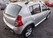 Dacia Sandero Hatchback 1,6 l 64 kw