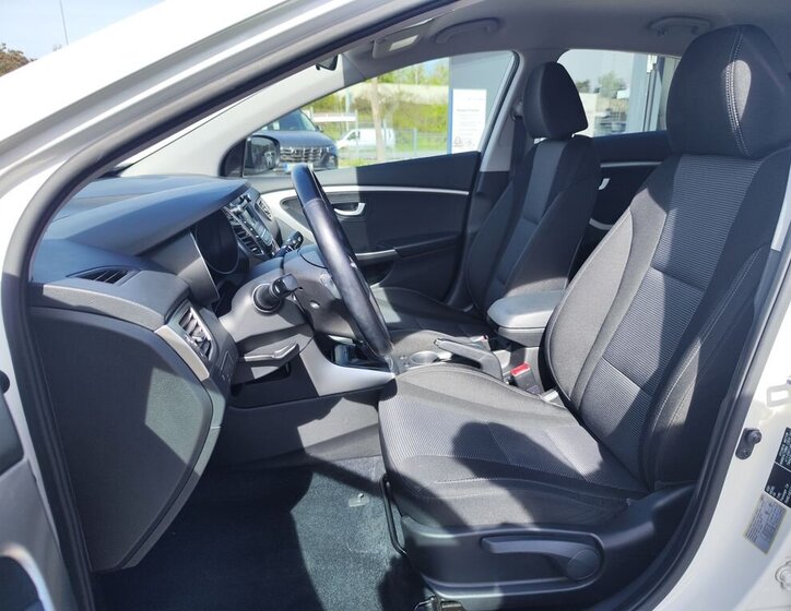Hyundai i30 Hatchback 1,4 l 73 kw