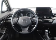 Toyota C-HR SUV 1,8 l 72 kw