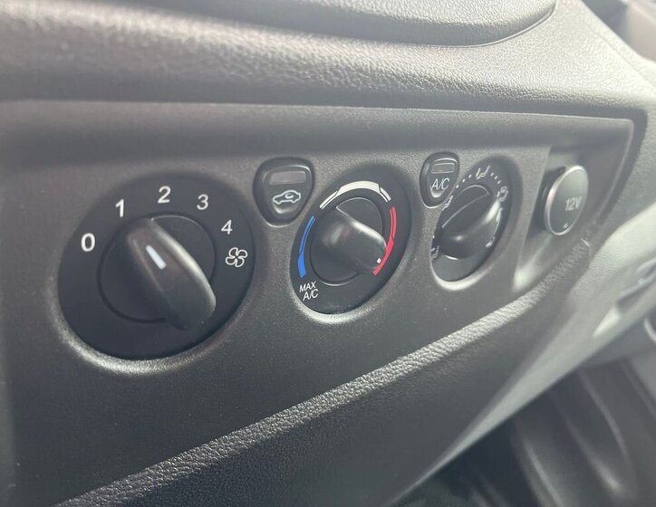 Ford Transit Skříň 2,0 l 125 kw