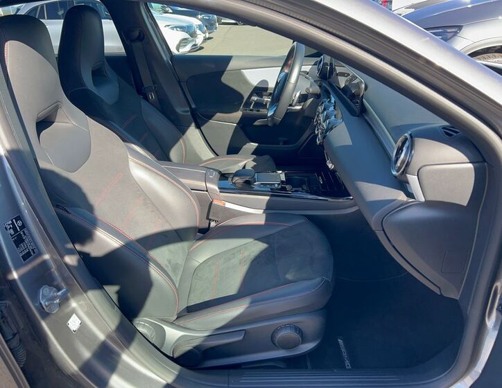 Mercedes-Benz Třídy A 10