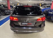 Volkswagen Passat Kombi 2,0 l 103 kw