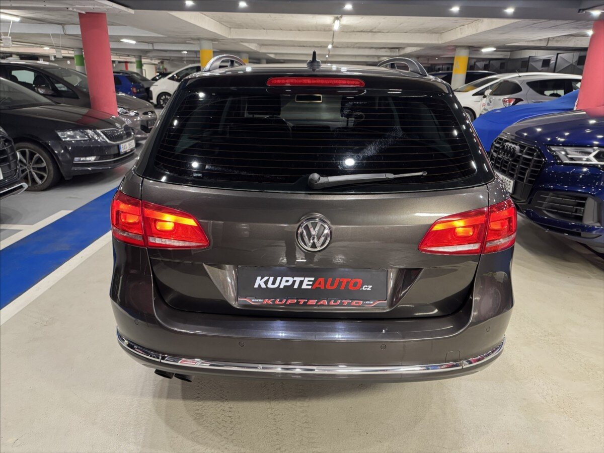 Volkswagen Passat Kombi 2,0 l 103 kw