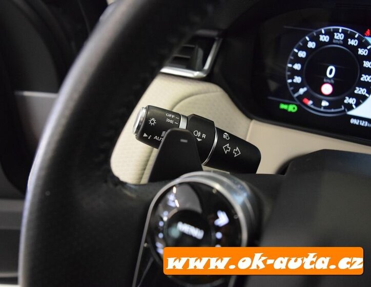 Land Rover Range Rover Velar SUV 2,0 l 0