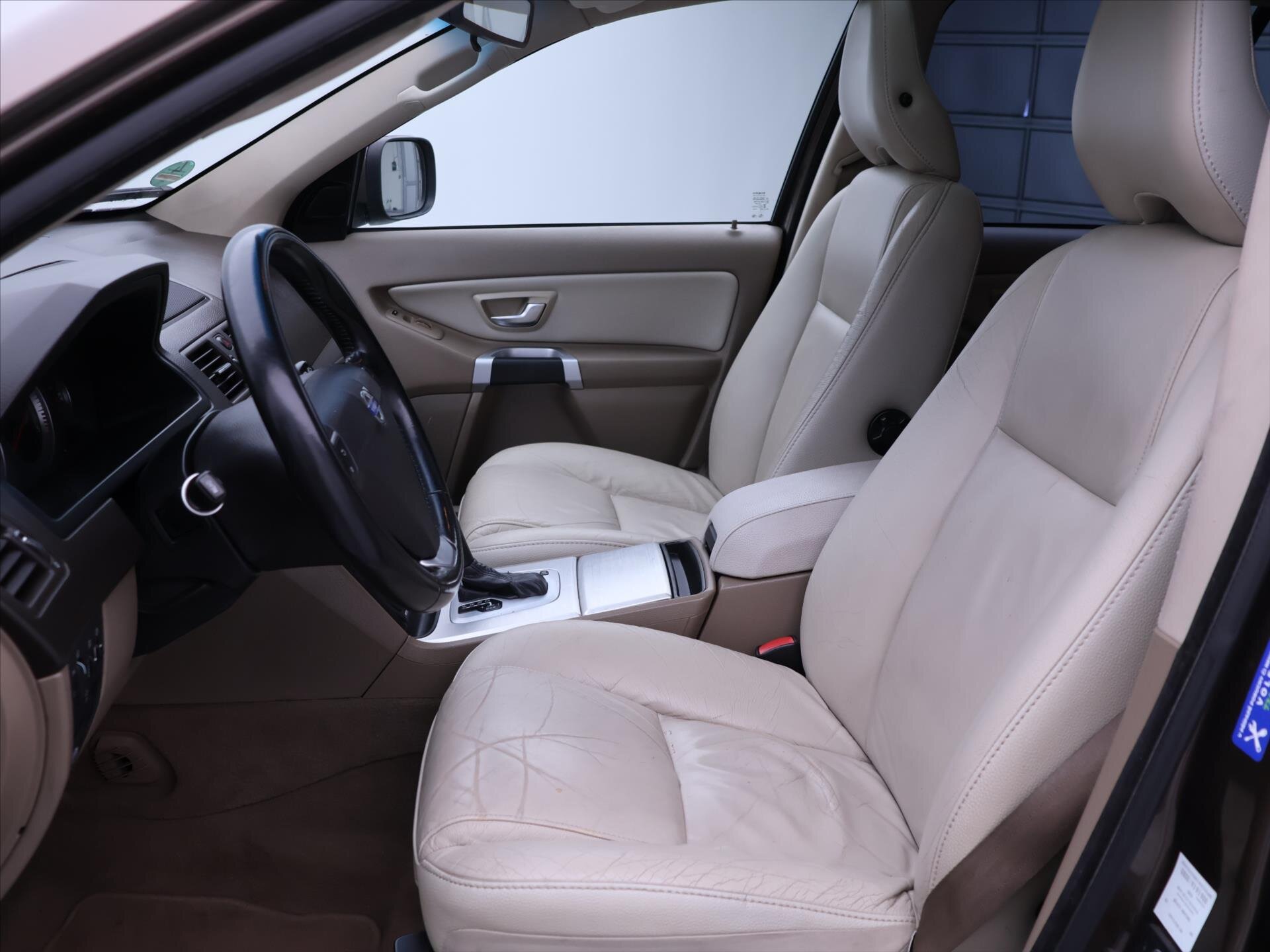 Volvo XC90 SUV / Terénní 2,4 l 147 kw