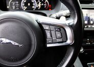 Jaguar F-Pace SUV 3,0 l 221 kw