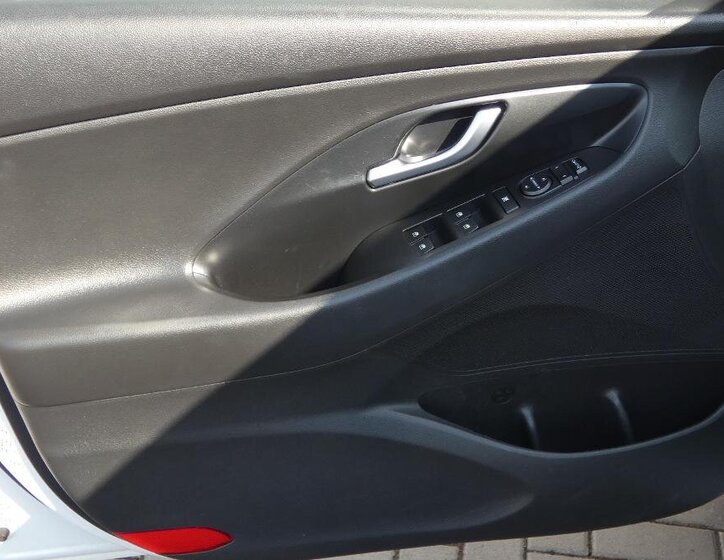 Hyundai i30 Kombi 998,0 88 kw