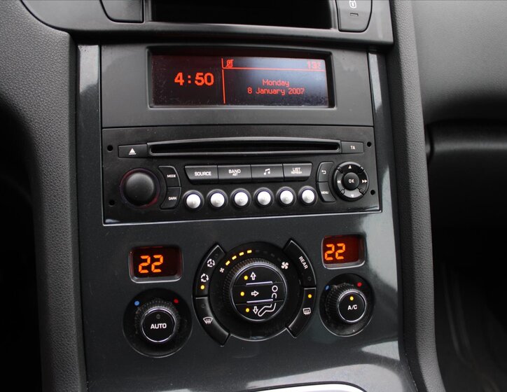 Peugeot 5008 MPV 1,6 l 88 kw