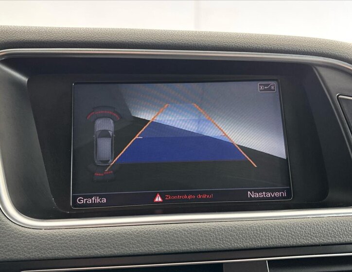 Audi Q5 SUV / Terénní 2,0 l 130 kw