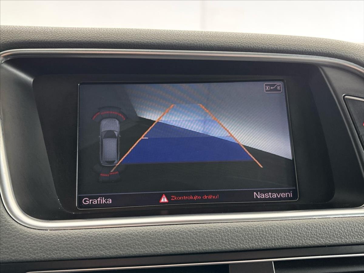 Audi Q5 SUV / Terénní 2,0 l 130 kw