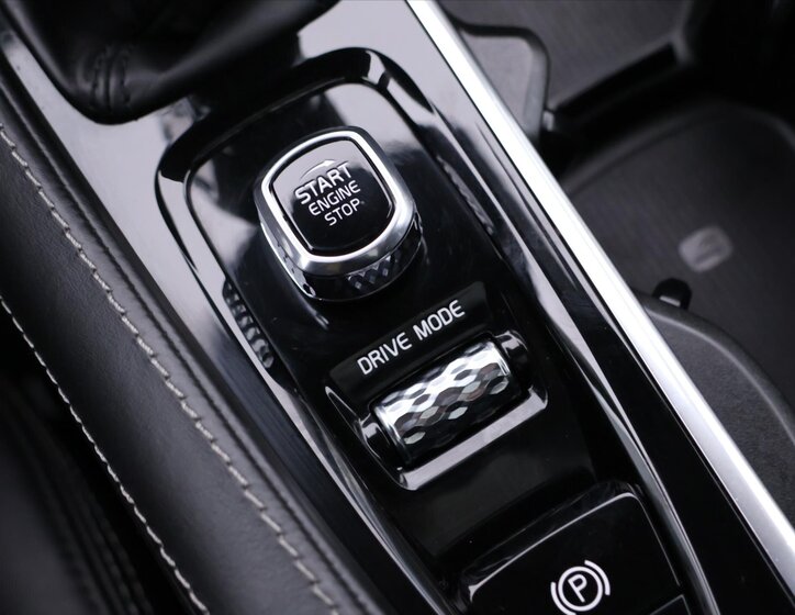 Volvo V90 Kombi 2,0 l 173 kw