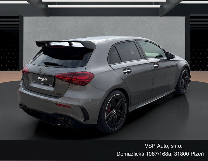 Mercedes-Benz Třídy A Hatchback 2,0 l 310 kw