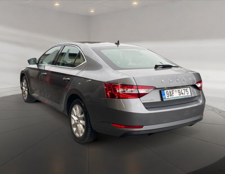 Škoda Superb 4
