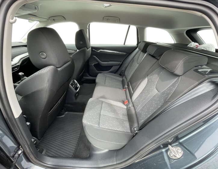 Škoda Octavia Kombi 2,0 l 85 kw