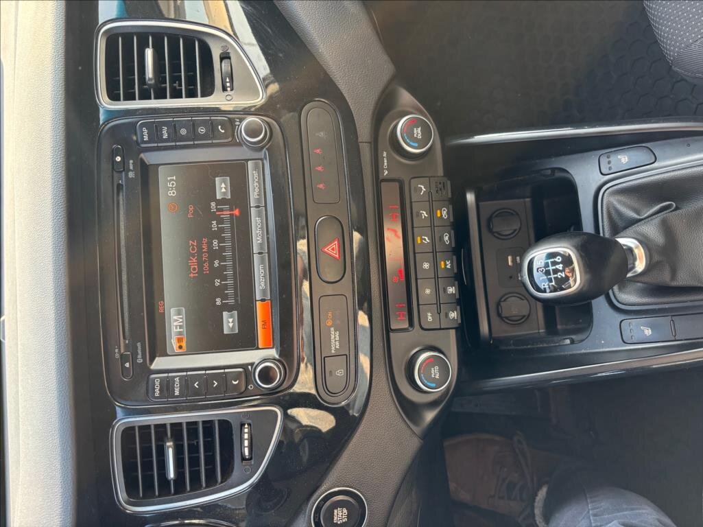 KIA Carens Kombi 1,7 l 104 kw