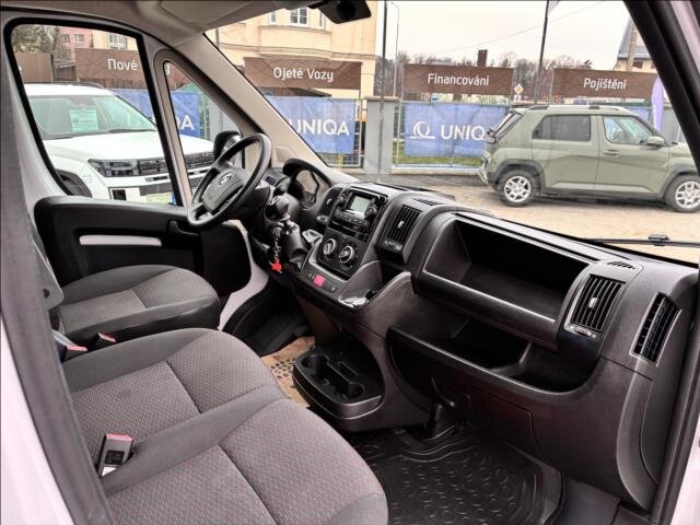 Opel Movano Skříň 2,2 l 103 kw